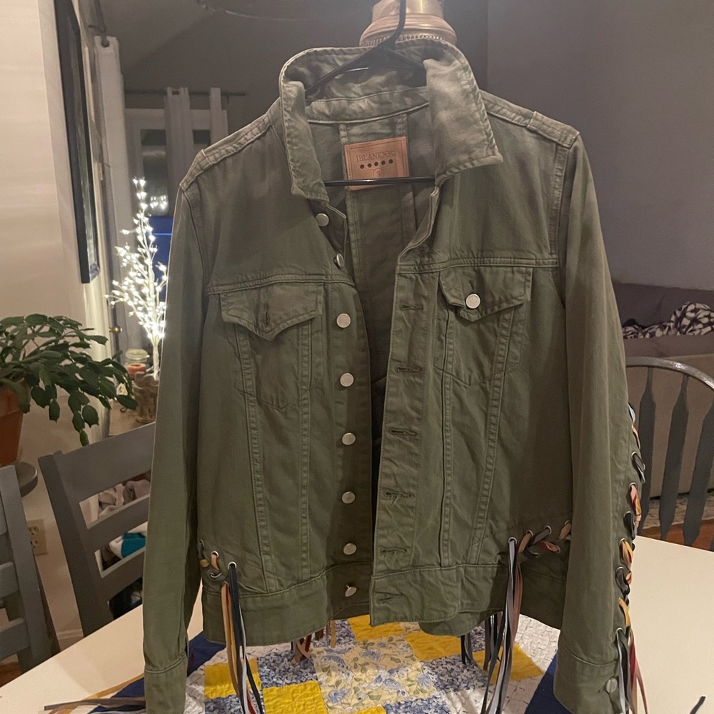 Trendy BLANKNYC olive green denim jacket